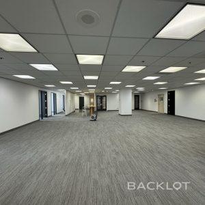 90 Burnhamthorpe Road West FL 5 (Offices)