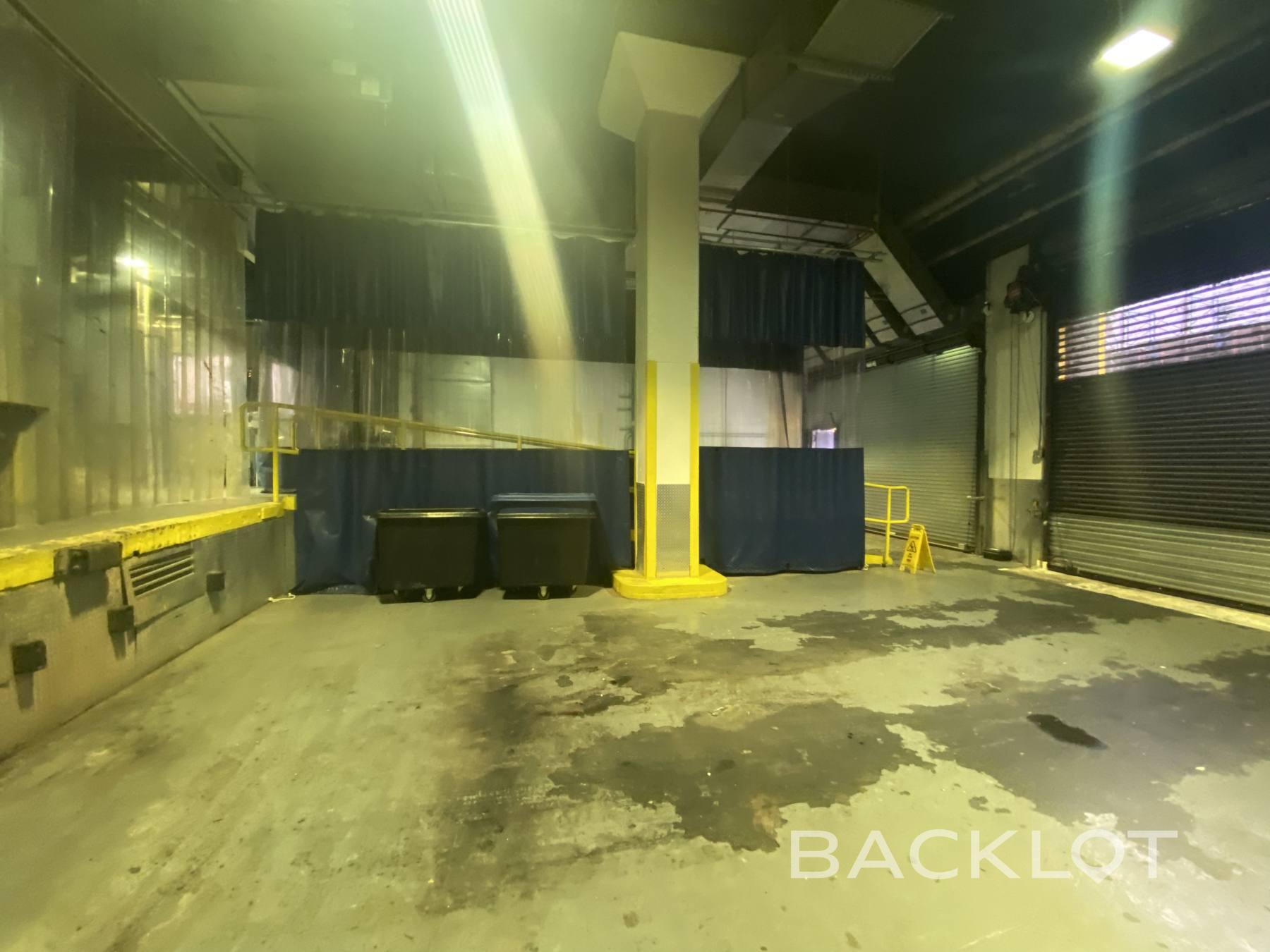 100 Avenue of the Americas (Loading Docks) - Backlot