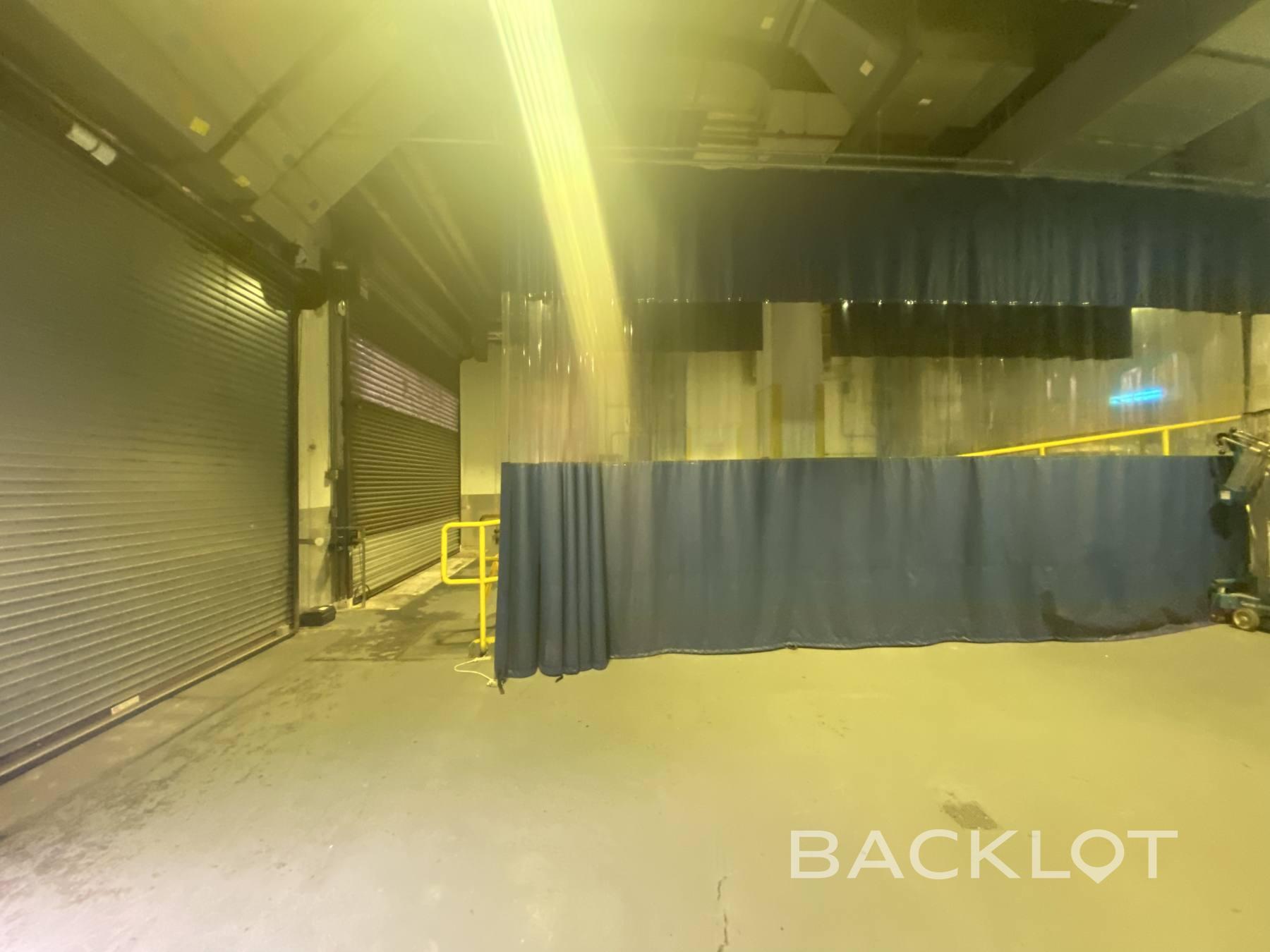 100 Avenue of the Americas (Loading Docks) - Backlot