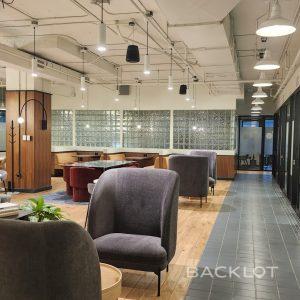 33 Bloor Street East FL 6 (Offices)