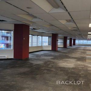 595 Bay Street FL 14 (Offices)