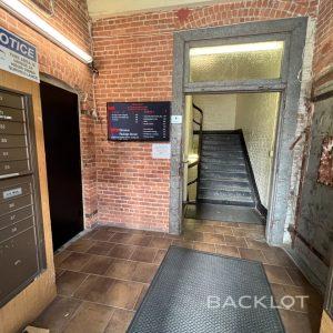 37 Greenpoint Avenue (Lobbies)