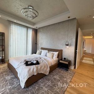 305 E 61st Street FL 7 (Residential Locations)