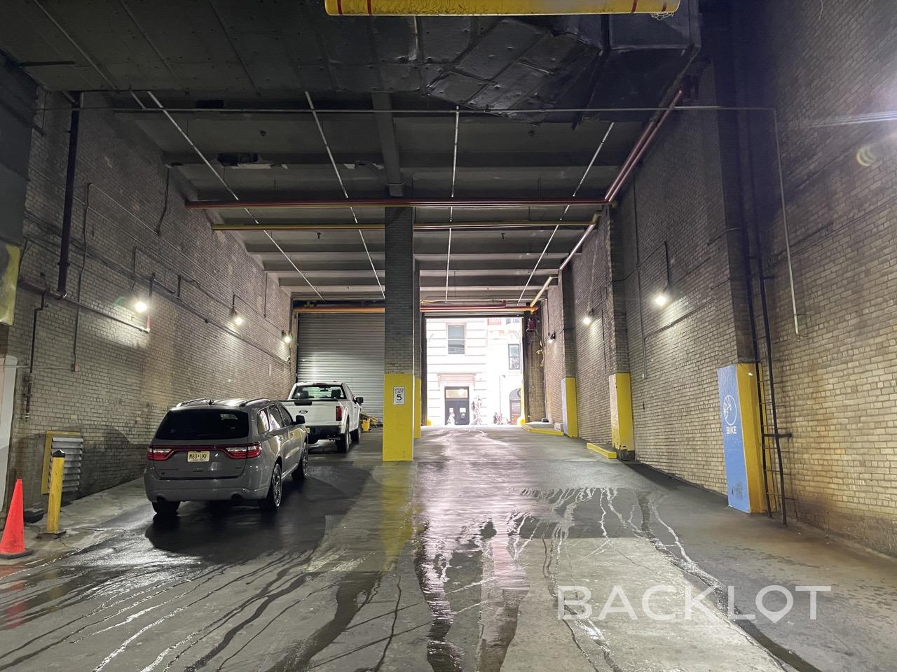 2 Park Avenue (Loading Docks) - Backlot