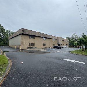 1703 Valley Road (Exteriors)