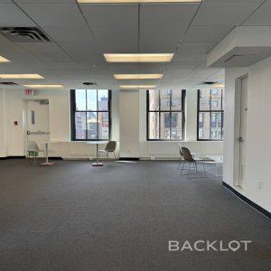18 East 41st Street FL 21 (Offices)