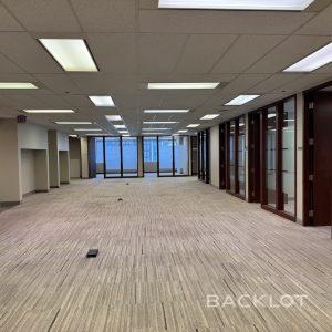 393 University Avenue FL 16 (Offices)