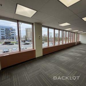 90 Burnhamthorpe Road West (Offices)