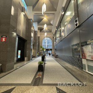 100 Yonge Street (Lobbies)