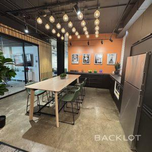 8 King Street East FL 9 (Offices)