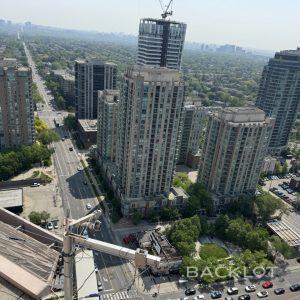 5650 Yonge Street (Roofs)