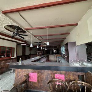 Flamingo Bar & Grill (Restaurants)