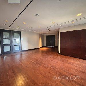 250 Bloor Street East FL 16 (Offices)