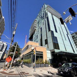 550 Wellington Street W (Exteriors)